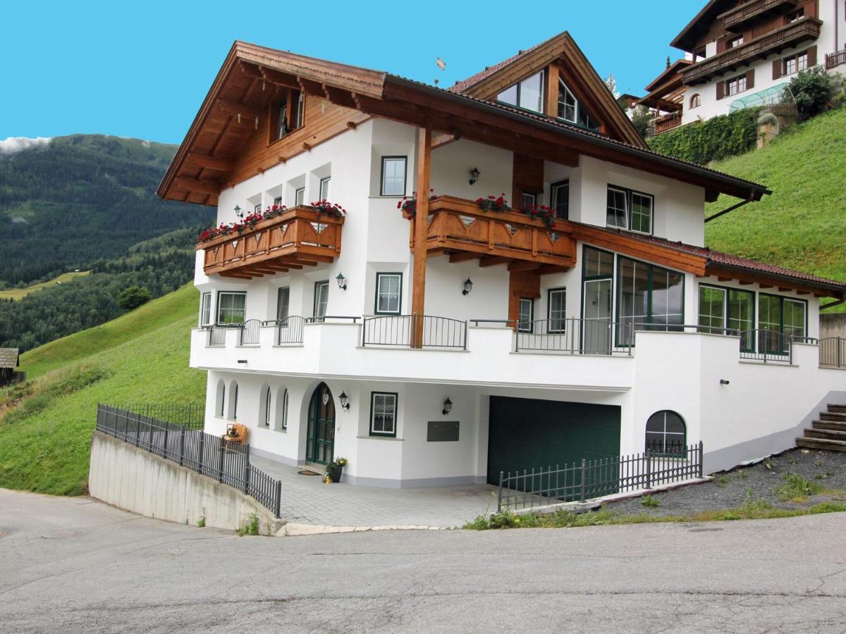 Modern Apartment In Hochgallmigg With Balcony Exteriér fotografie