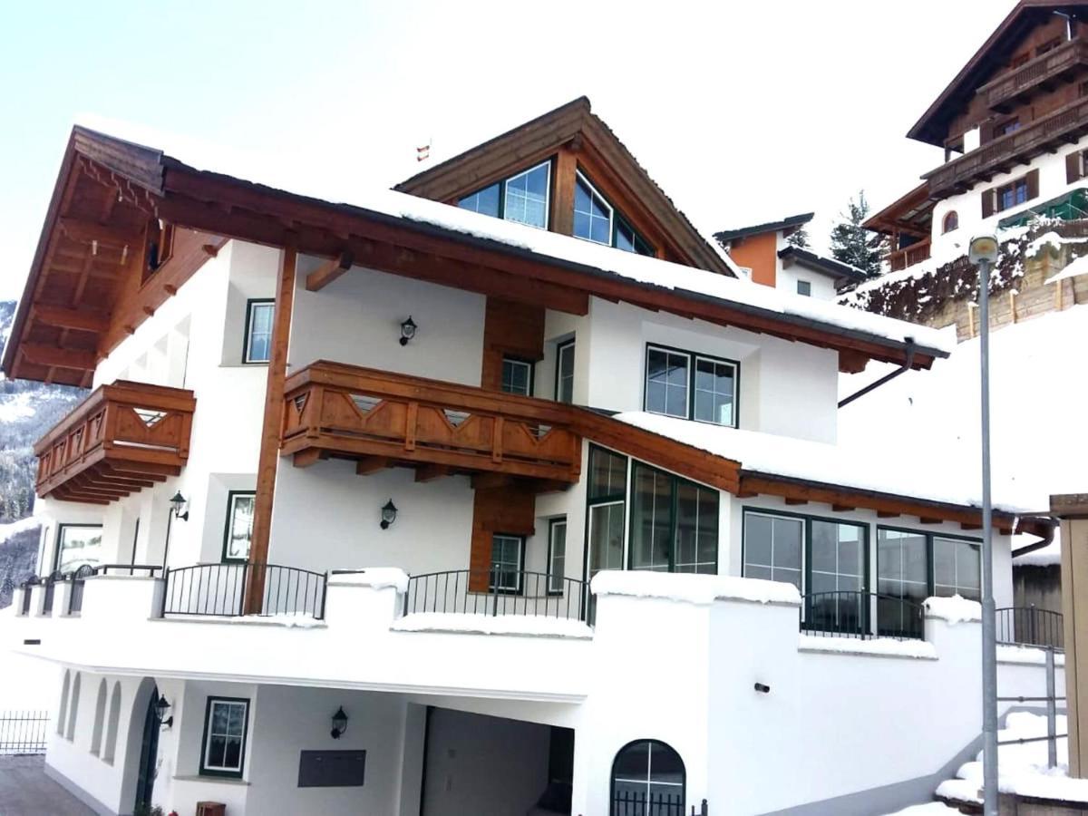 Modern Apartment In Hochgallmigg With Balcony Exteriér fotografie